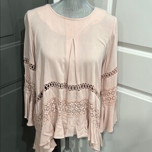 Elegant Women's Pink Lace Top